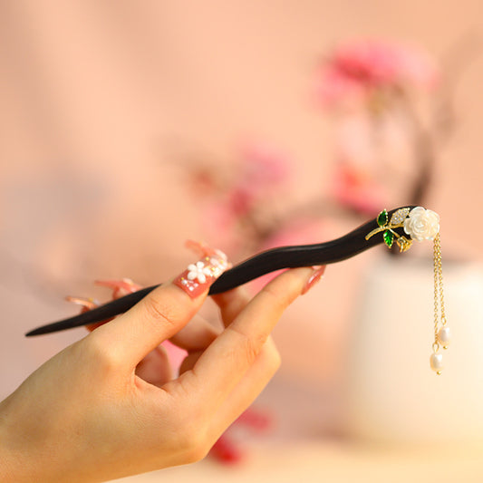 Elegant Ebony Hairpin