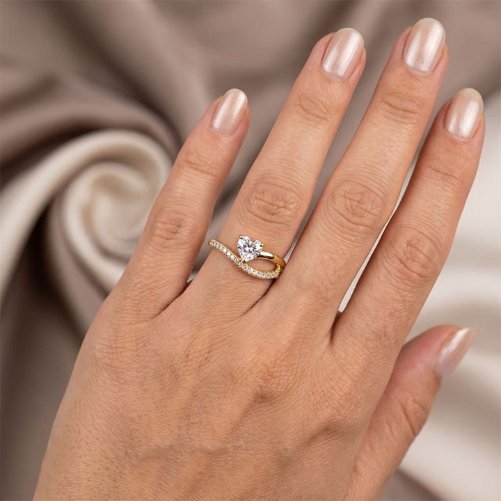 Heart Cut Twisted Pavé Band Ring
