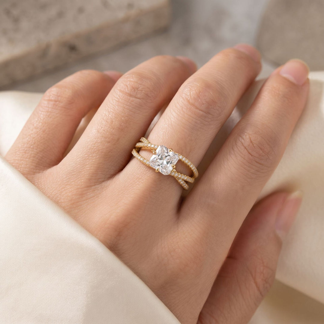 Crisscross Pavé Moissanite Ring