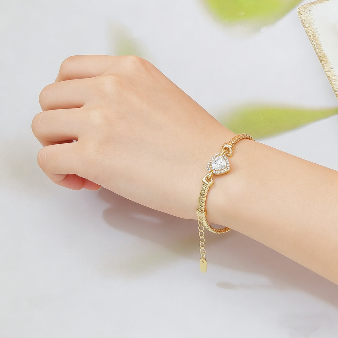 Halo-Style Snake Chain Bracelet With Diamond Accents