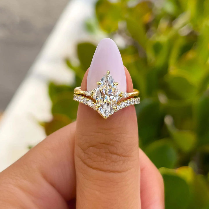 Minimalist Marquise-Shaped Ring