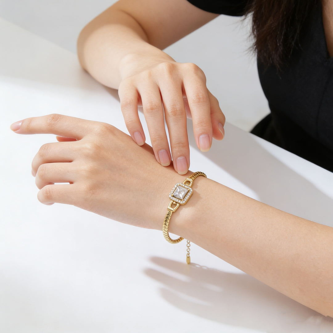 Halo-Style Snake Chain Bracelet With Diamond Accents