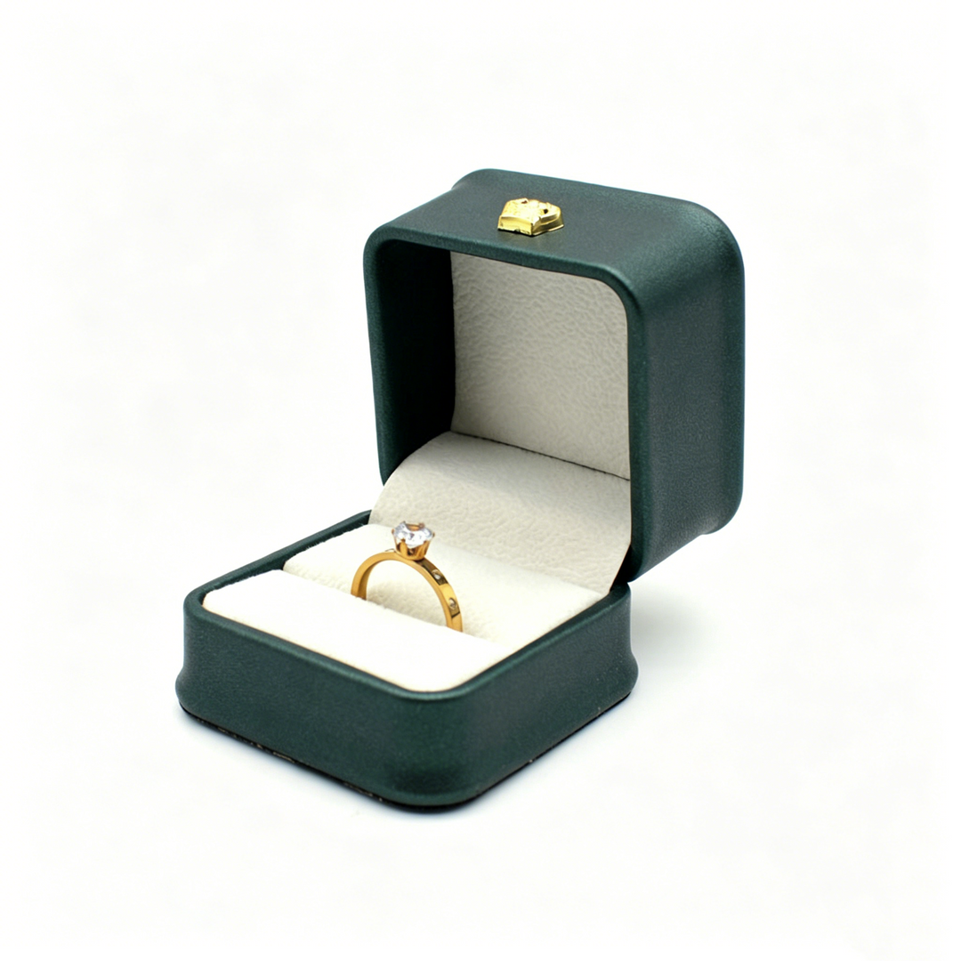 Crown Ring &amp; Stud Earring Box