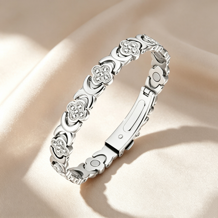Clover Crystal Magnetic Bracelet