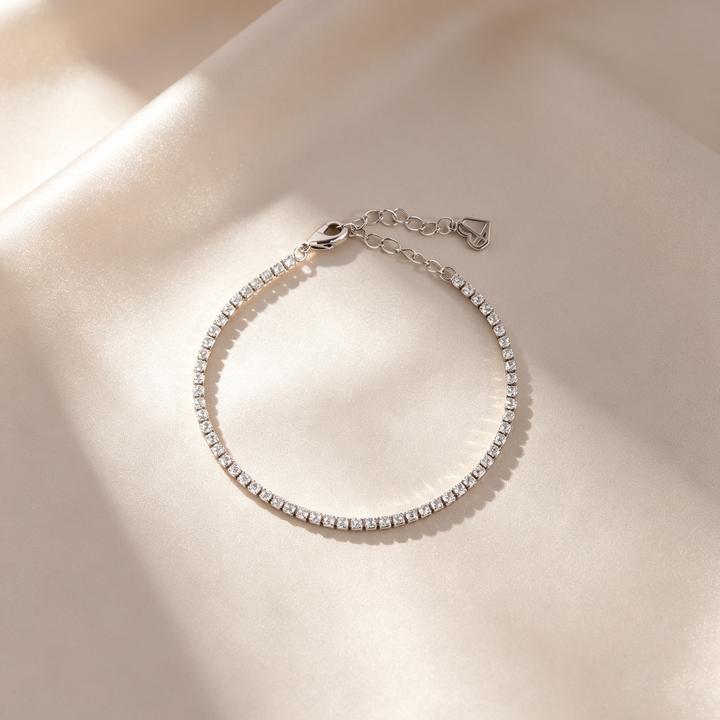 Classic Minimalist Round Cut Tennis Bracelet