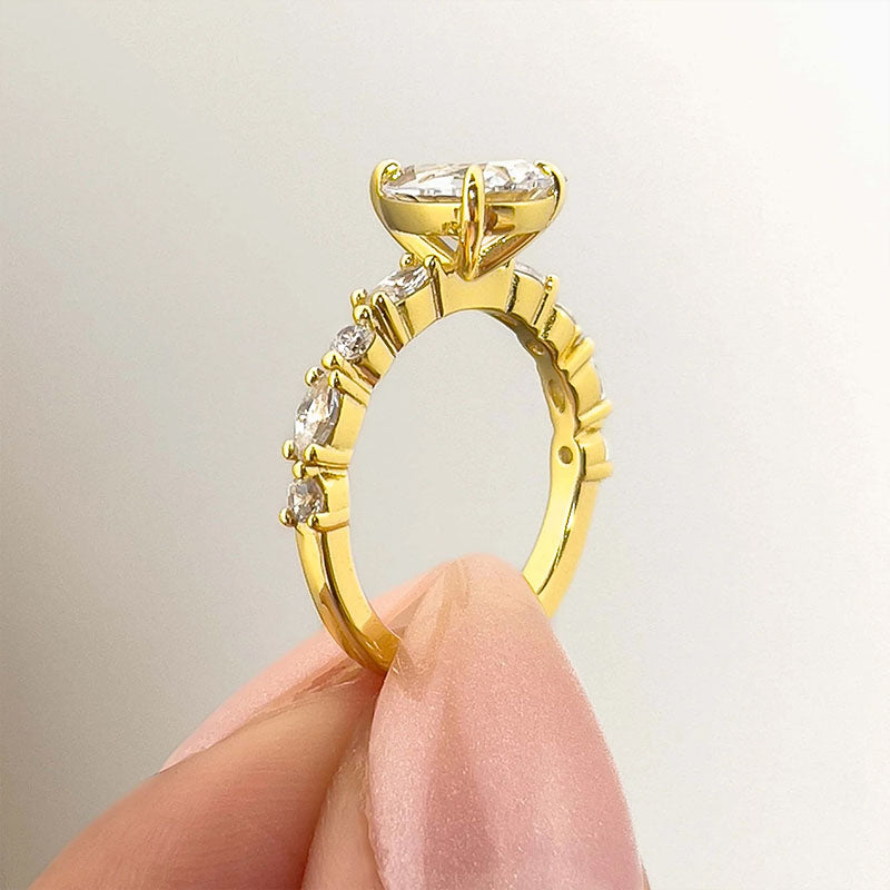 Pear‑Shaped Alternating Marquise Ring