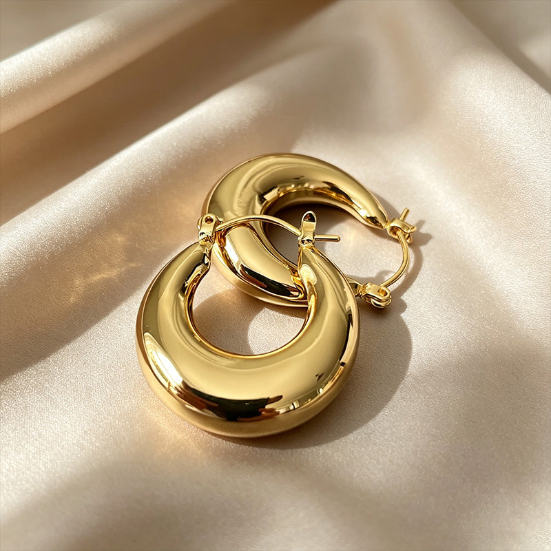Elegant Classic Smooth Hoop Earrings