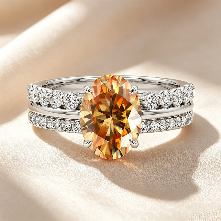 Oval Four‑Prong Pavé Moissanite Bridal Ring Set