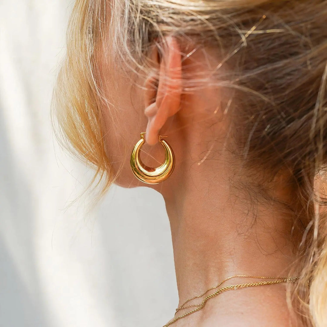 Elegant Classic Smooth Hoop Earrings