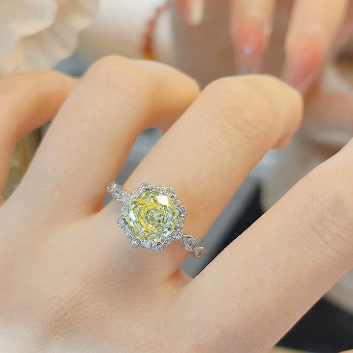 Light luxury rose cut diamond ring
