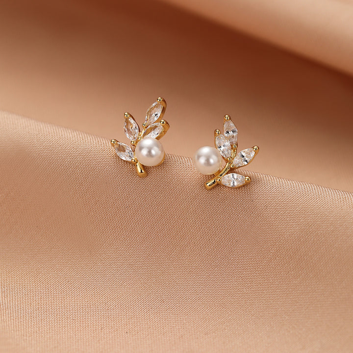 Elegant Leaf &amp; Pearl Stud Earrings