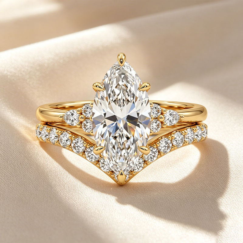 Minimalist Marquise-Shaped Ring